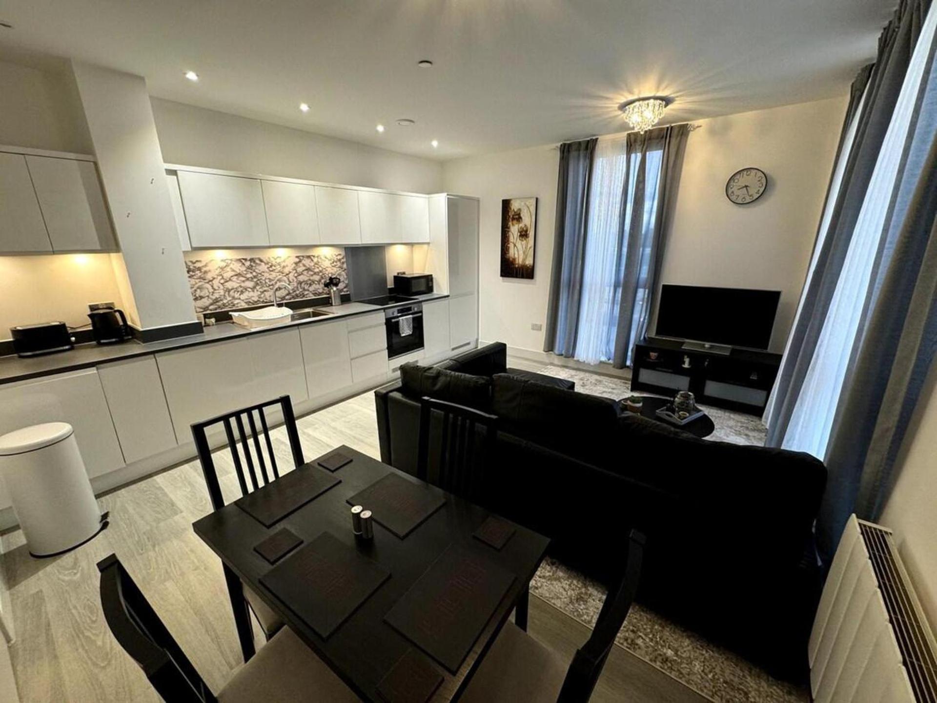 Cozy Bracknell Apartment With Modern Amenities 외부 사진