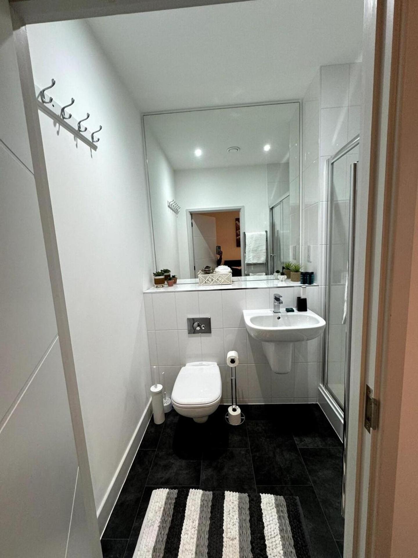 Cozy Bracknell Apartment With Modern Amenities 외부 사진